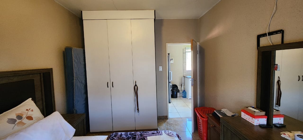 1 Bedroom Property for Sale in Rustenburg Central North West